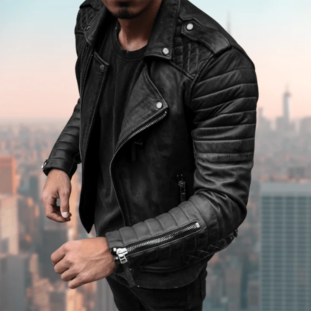 Daniel | Vadderad herrjacka i bikerstil