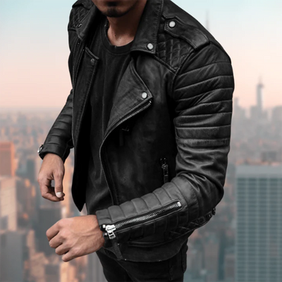 Daniel | Vadderad herrjacka i bikerstil