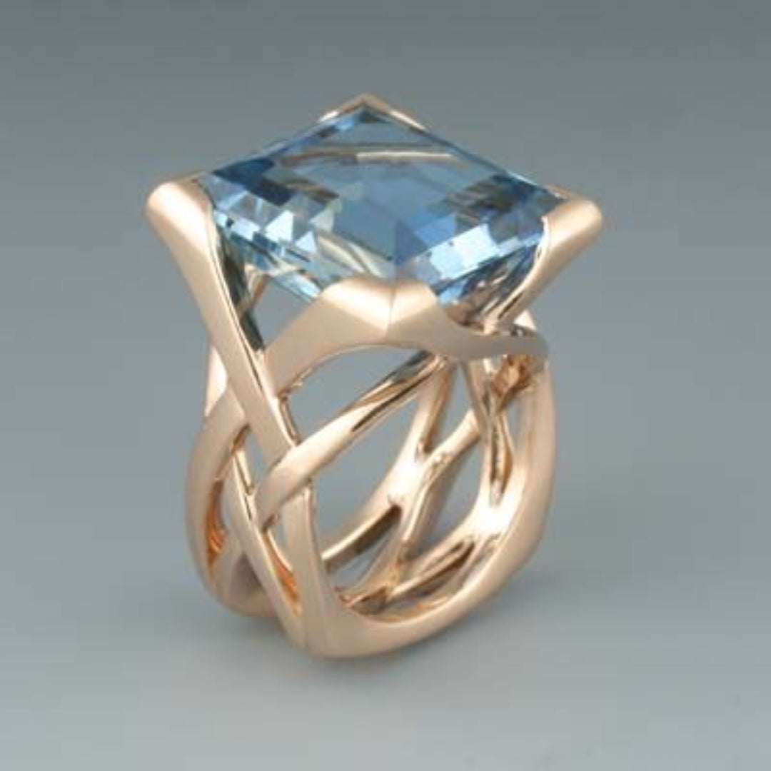 Noelle | Vintage-ring i rosaguld och blå zirkon
