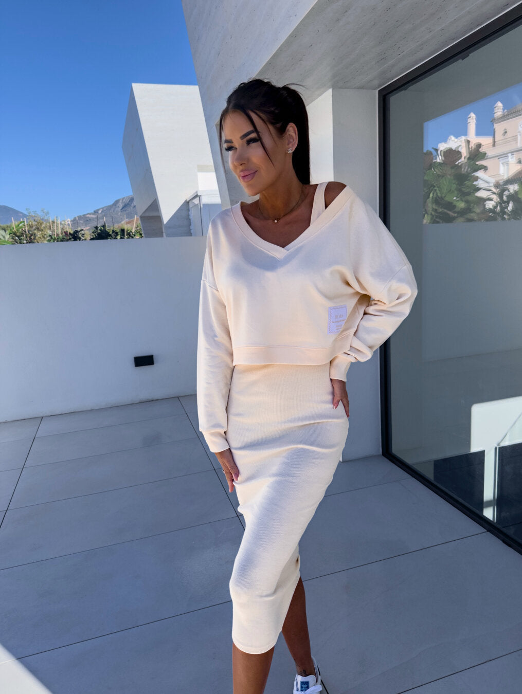 Amanda | Stilig Set av Sweatshirt och Klänning